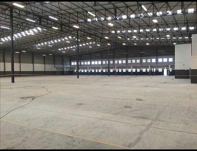 12,880M² FACTORY TO LET IN PAROW CENTRAL